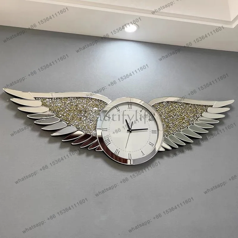 PG light luxury decoration romantic diamondencrusted fashion wall clock silent sweep second watch artistic modeling mirror clock