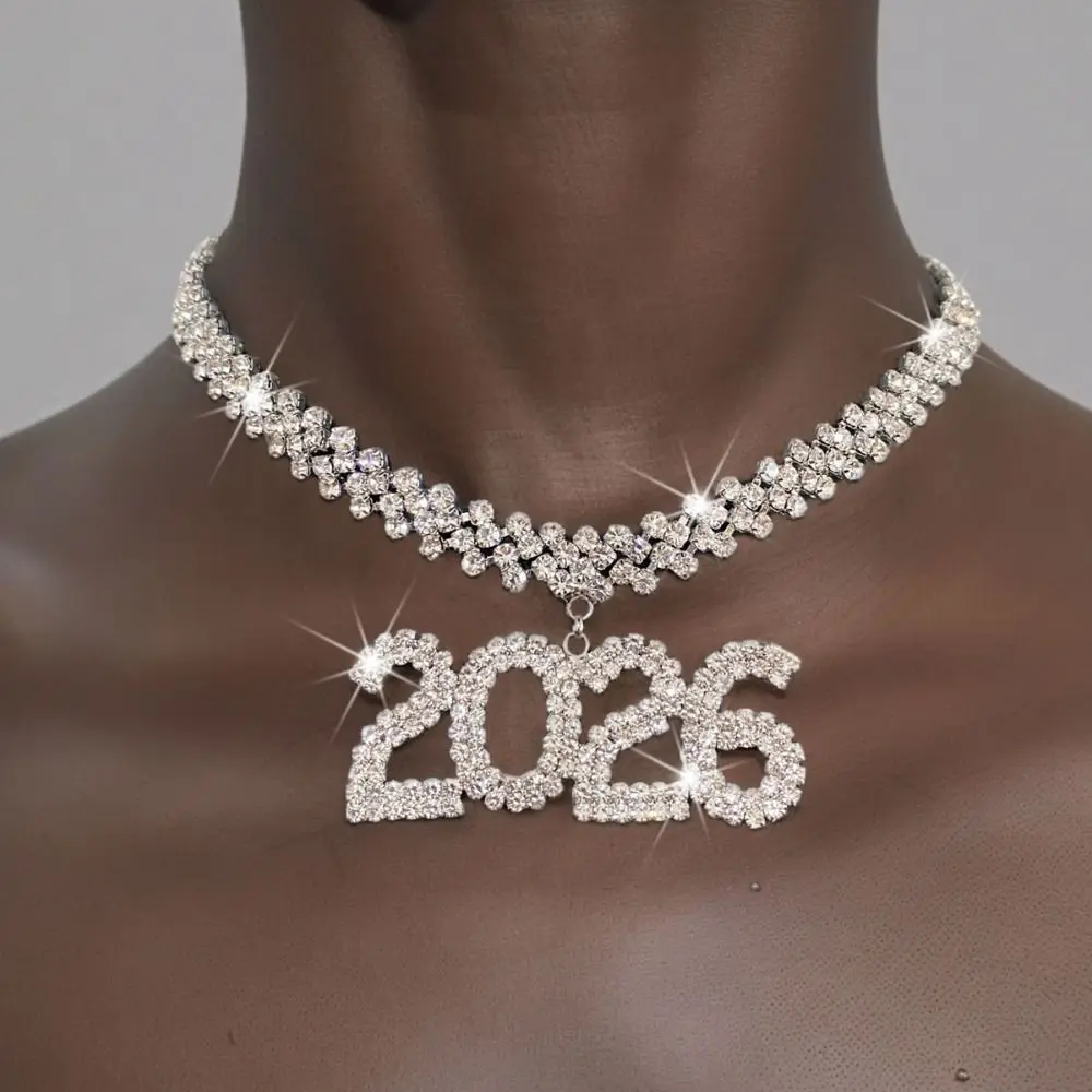 كريستال 2026 قلادة قلادة الحب القلب هندسية حجر الراين الترقوة سلسلة مبالغ فيها مربع 2026 مجوهرات السنة الجديدة #4