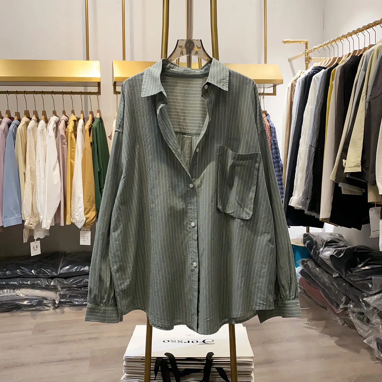 

SuperAen Striped Long-sleeved Shirts for Women 2026 Spring and Summer New Design Elegant Single Breasted Loose Shirt