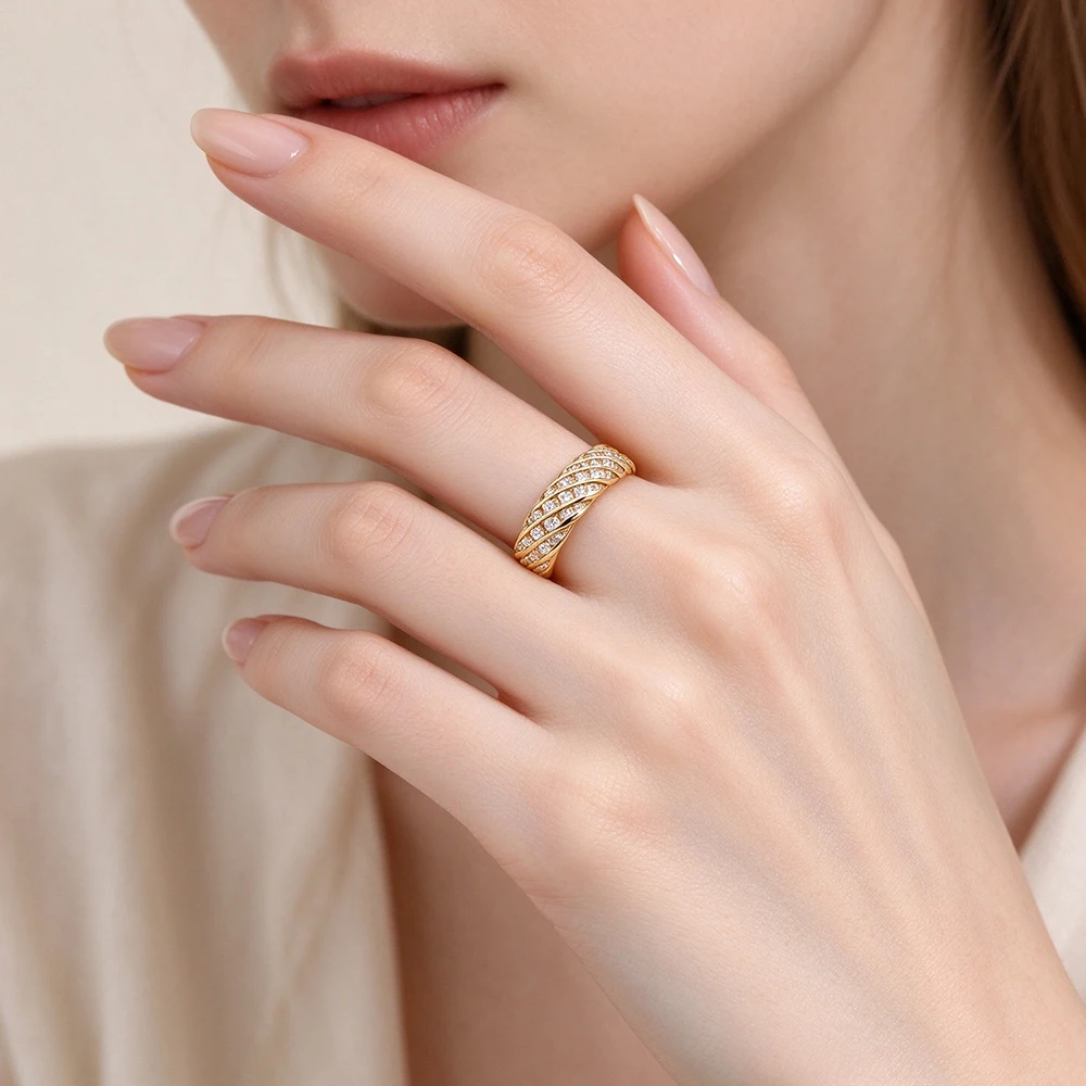 Exquisite Micro Inlaid Zircon Geometric Open Ring for Women Fashion Gold Plated Copper Finger Rings Party Jewelry Gifts