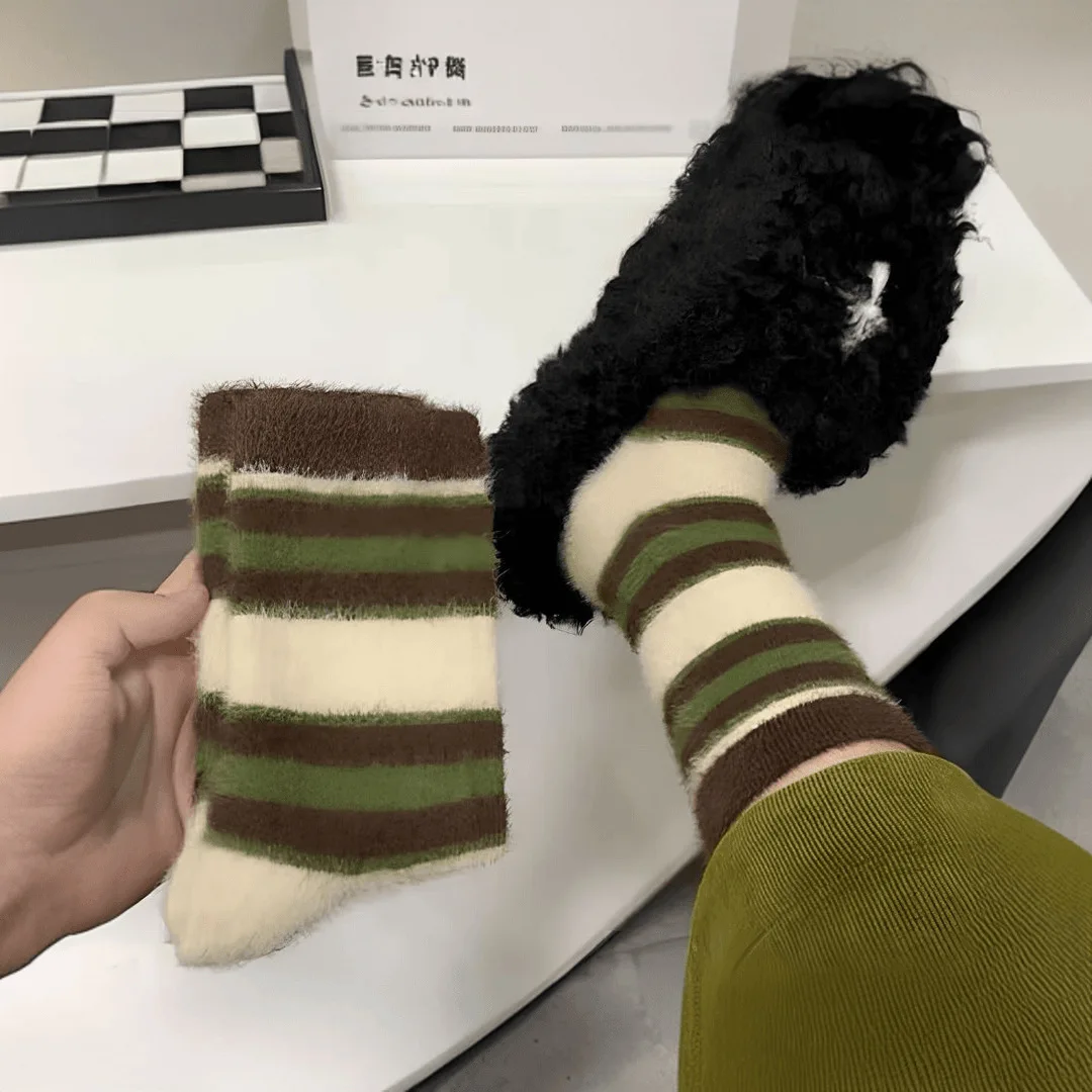 Women Socks Autumn Winter Snow Thickened Thermal Warm Folk-custom Retro Nordic Style Wool Socks Christmas Gift