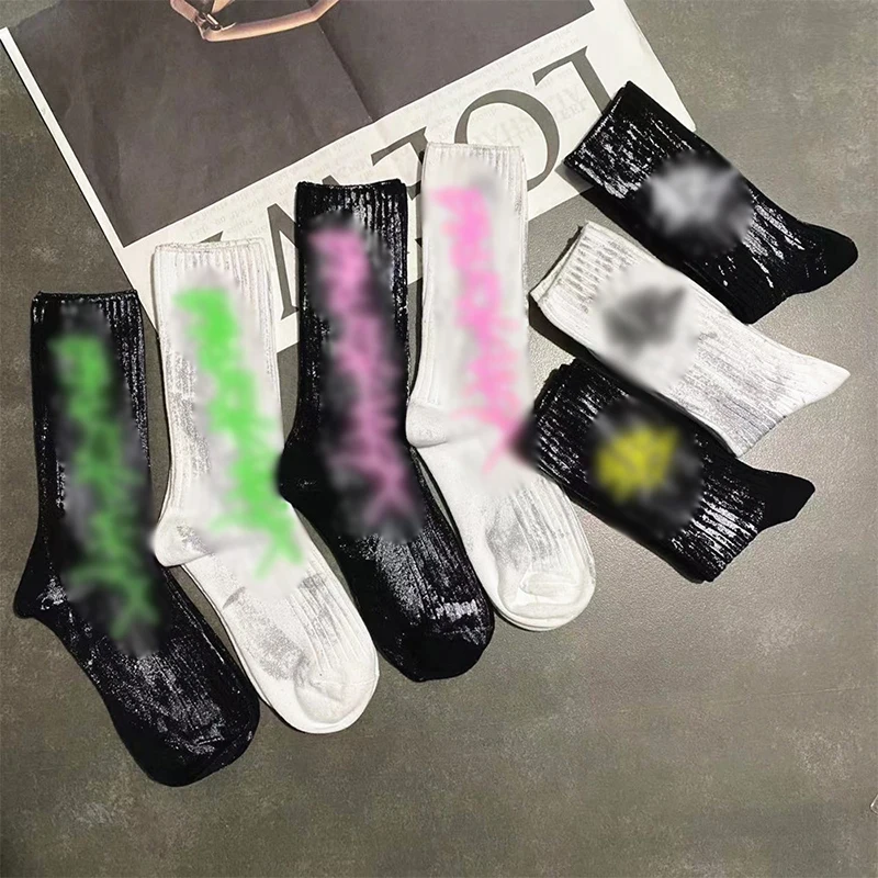 Letters Graffiti Tube Socks Women Cotton Female Mid Socks Autumn Winter Street Girls Socks Sports Absorbing High-quality 2024