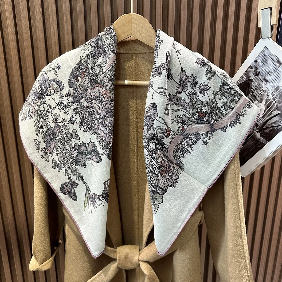 

Flower butterfly elegant autumn and winter silk wool scarf for women, fashionable and warm, high-quality double-sided shawl larg