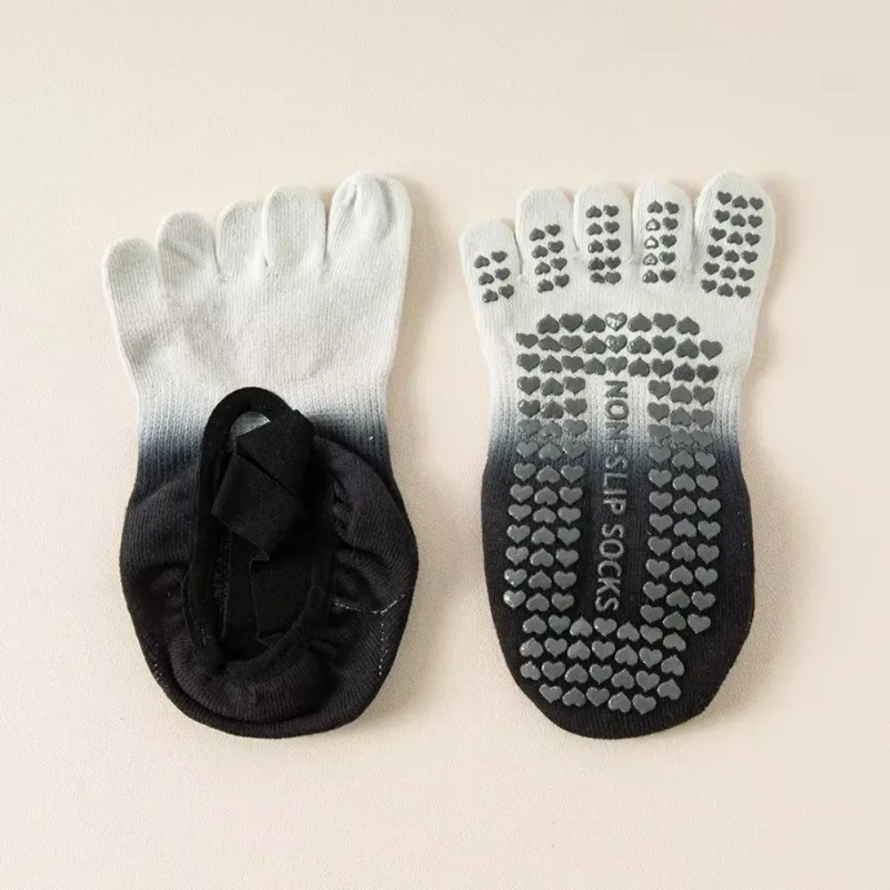 Five-Toe Yoga Socks Breathable Cotton Blend Silicone Non-Slip Pads Non-Slip Socks Crisscross Elastic Straps Pilates Socks
