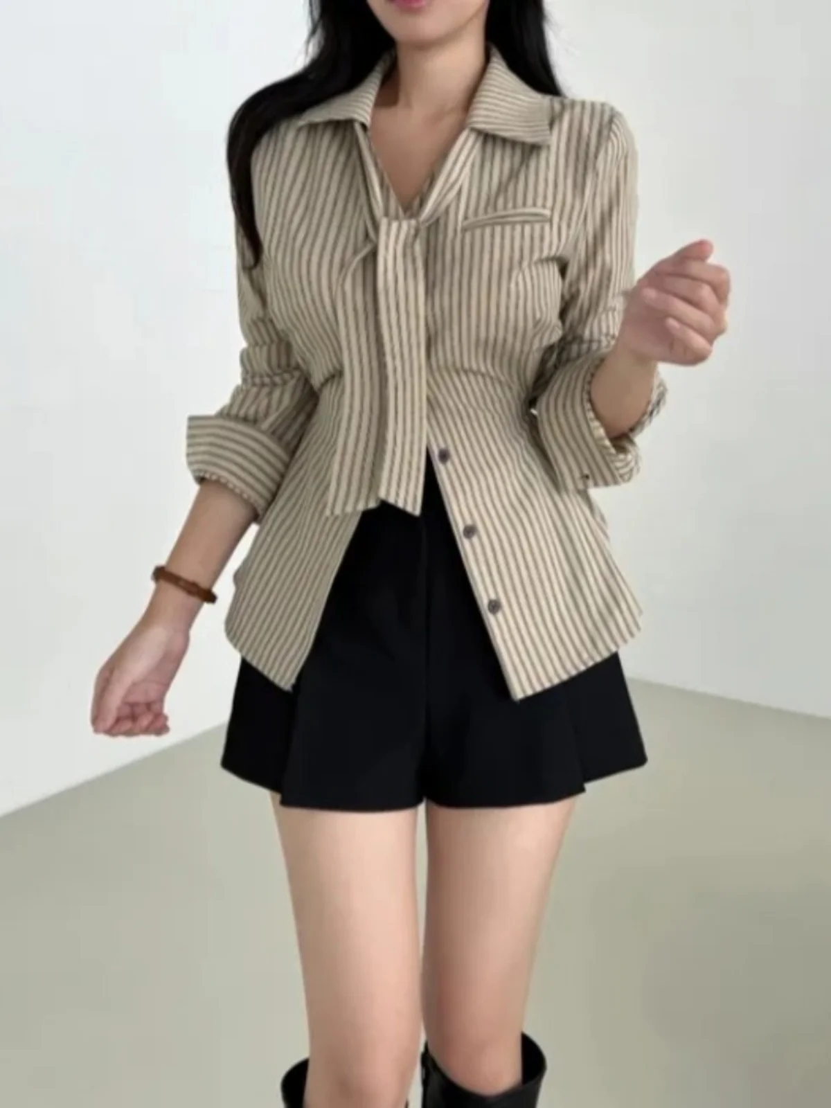 Csa trada de emaecimento fena estilo coreano com decote em v cintura apertada casual roupa interna sensação de al...