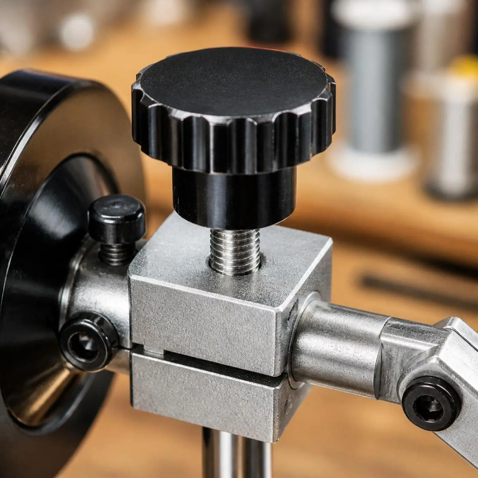 Stable Rotary Fly Vise for Fly Fishing Enthusiasts with Tight Jaw Design and Smooth Rotating Shaft for Tying