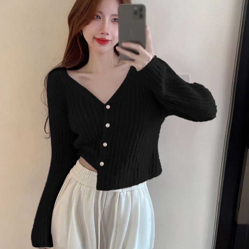 Knitted V-Neck Cardigan For Women Long Sleeves Short Style Sweater Solid Colour Pearl Buckle Plush Top Comfortable Autumn Winter