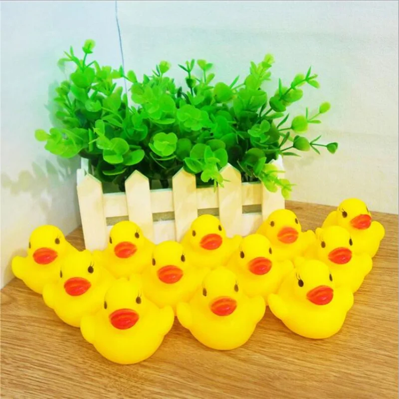 10pcs Children\'s Rubber Duck Squeeze-sounding Dabbling Toys Baby Bathtub Pools Water Game Play  Toys for Kids