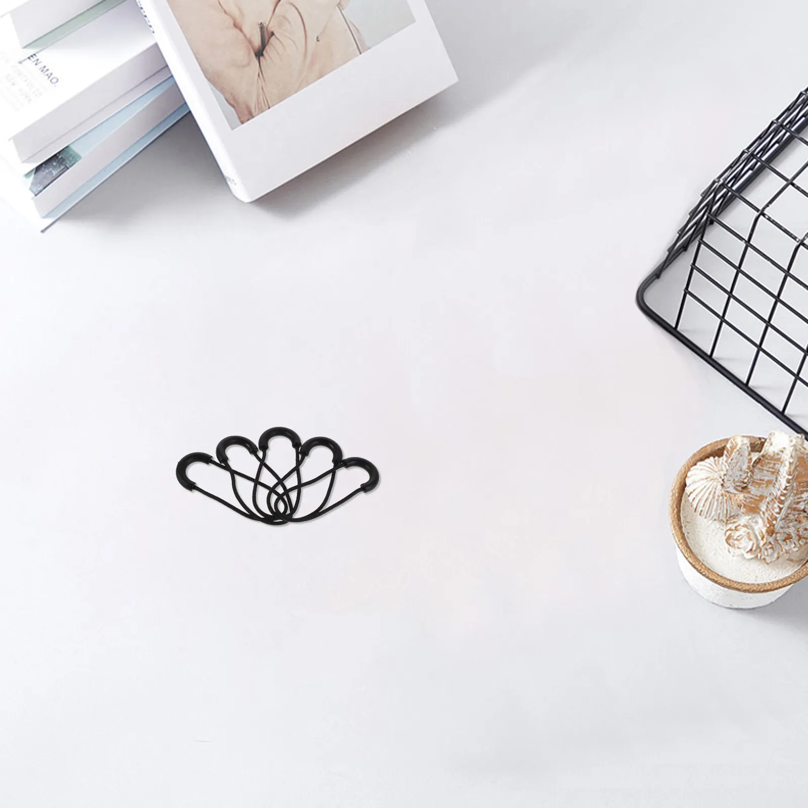 

100Pcs Zipper Pull Replacement Detachable U Shape Cord Zipper Pulls for Backpacks Luggage Jackets Coats Suits Zip Repair Puller