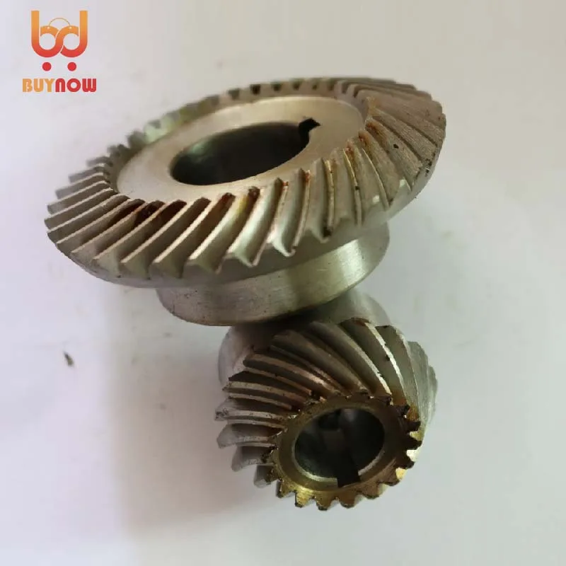 Milling machine C77+96 Bevel Gear Spiral Bevel gear(18T+36T) Outer diameter:40mm+73mm