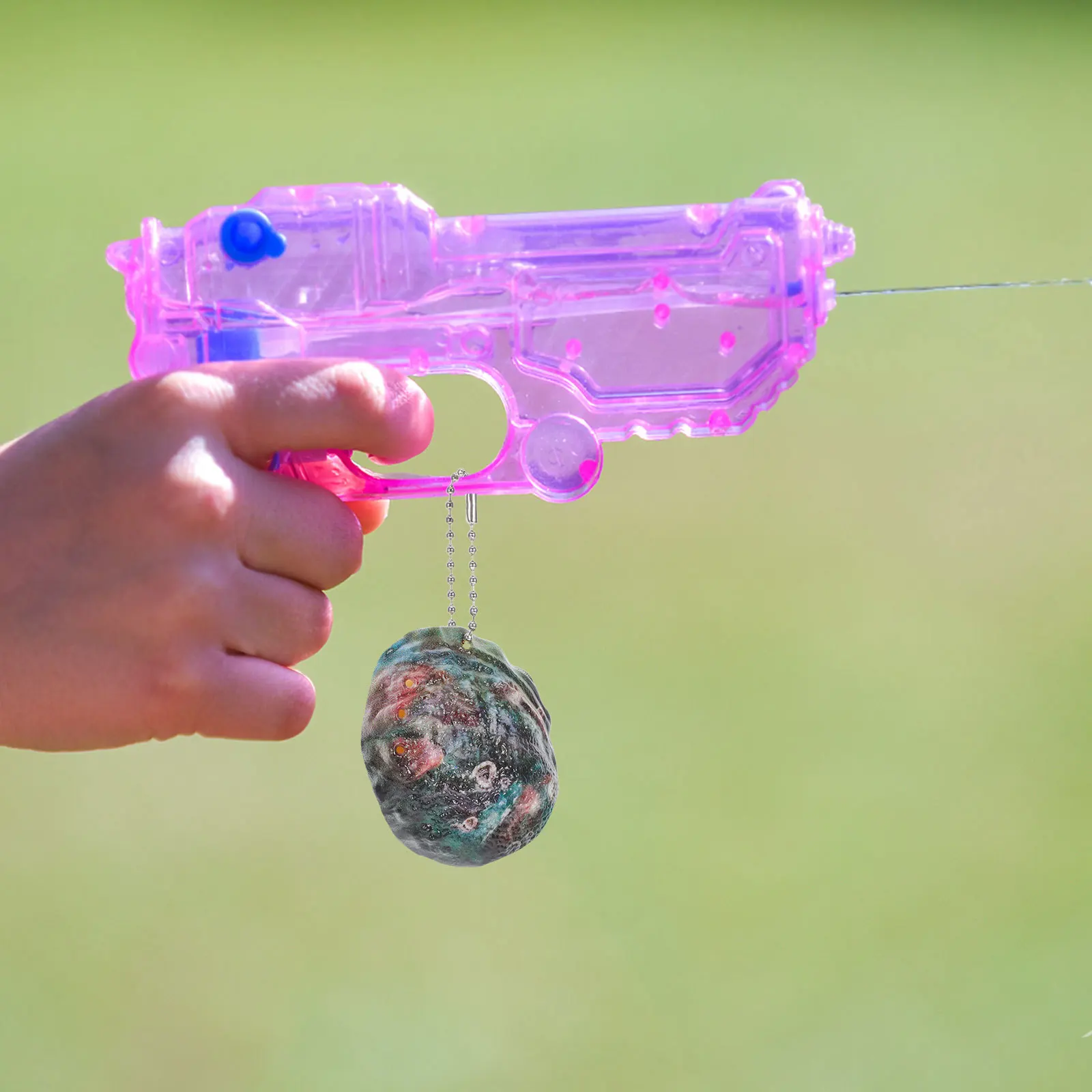 4 Buah Pistol Air Tekan Desain Cangkang Abalon Ringan Tahan Lama untuk Kolam Renang Luar Ruangan Pantai Kesenangan Musim Panas Penembak Air