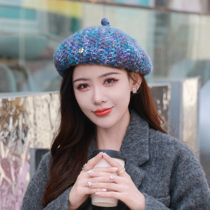 2024 New Beret Women's AutumnWinter Art Retro Painter's Hat Colors Knitted Yarn Internet Red Fashion Pumpkin Hat