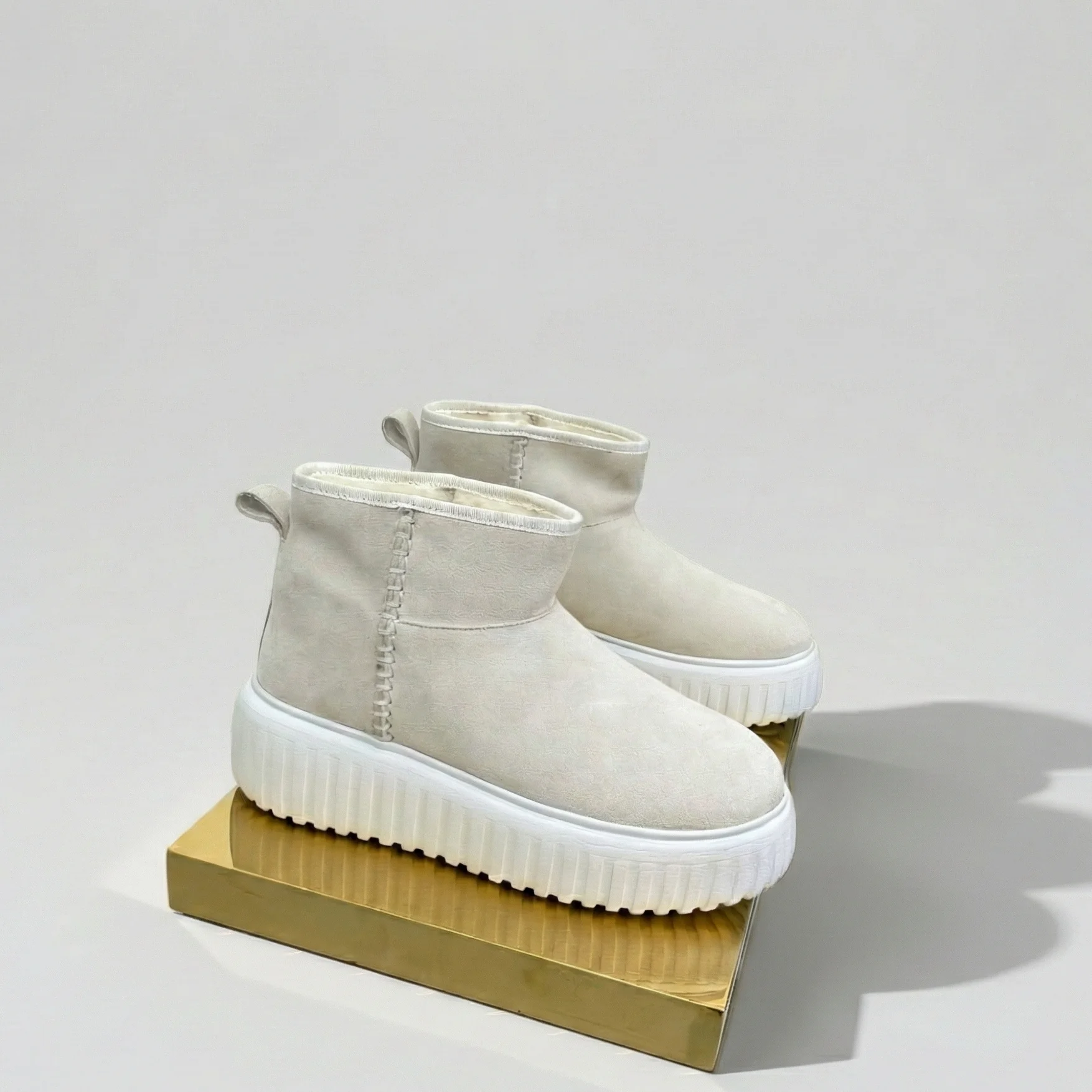 

New women winter suede ankle boots with real wool lining for warmth snowshoe platform height increase, thick soled casual boots