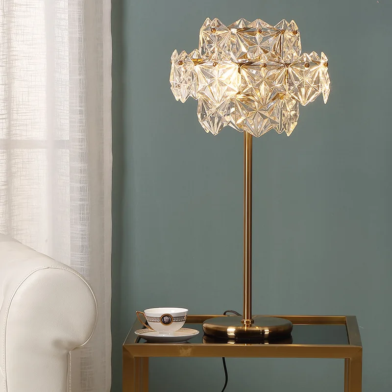 Schlafzimmer Nachttisch Wohnzimmer Arbeitszimmer Licht adstringierende Kristall Schreibtischlampe Stehlampe Dekoration romantisch einfach modern