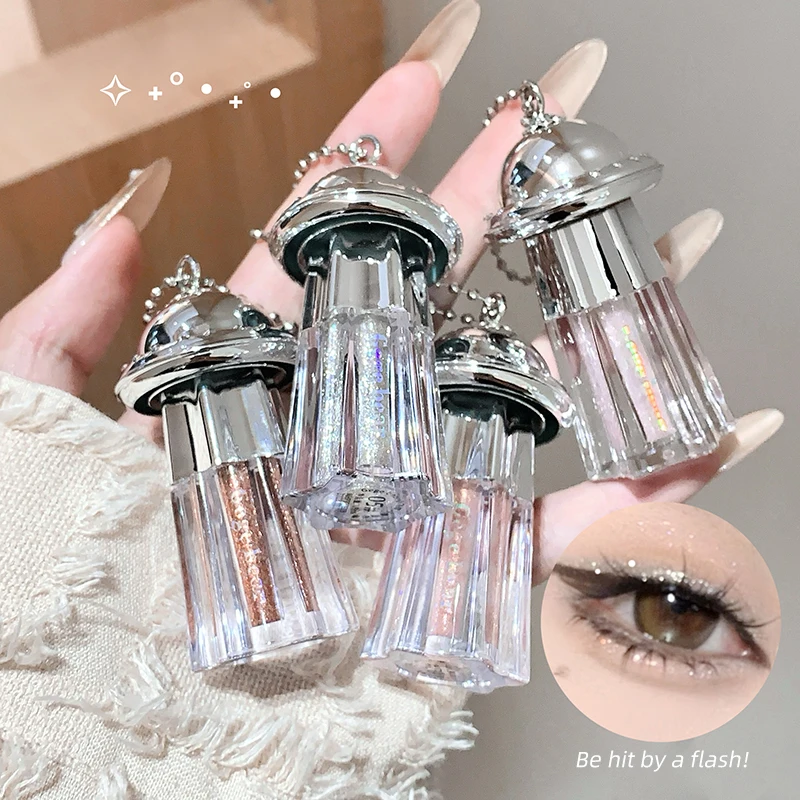 El líquido de sombra de ojos nacarado se puede utilizar como colgante y regalo.