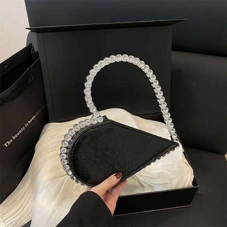 

Новая летняя коллекция 2026: Клатч в форме сердца с кристаллами – Модная вечерняя сумочка со стразами, стильная сумка, уникальный браслет-клатч и ручная сумка