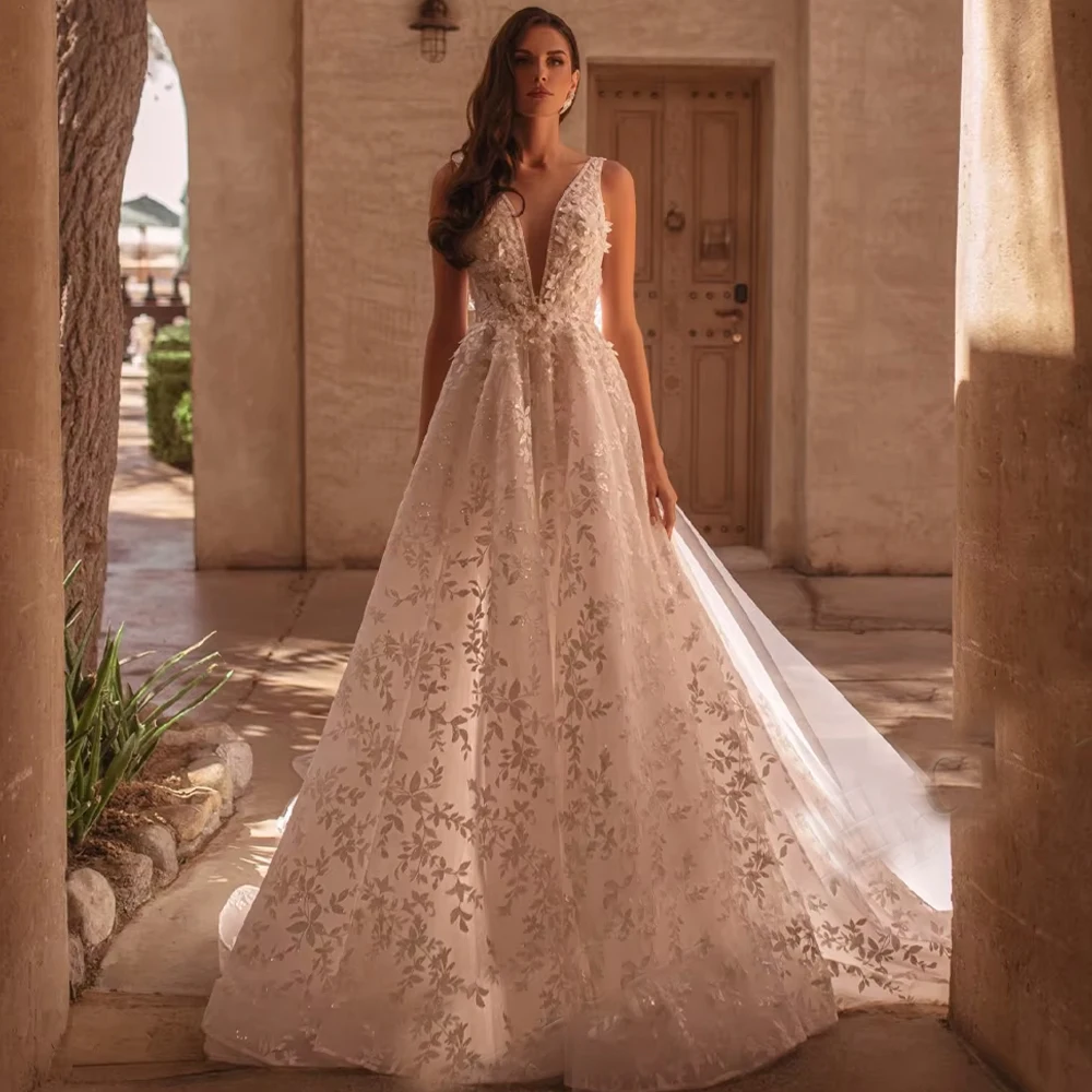 Customized Attractive V-neck Wedding Dresses for Woman Bride Backless Lace Sleeveless Vestido  Floor Length Robe Bridal Gown