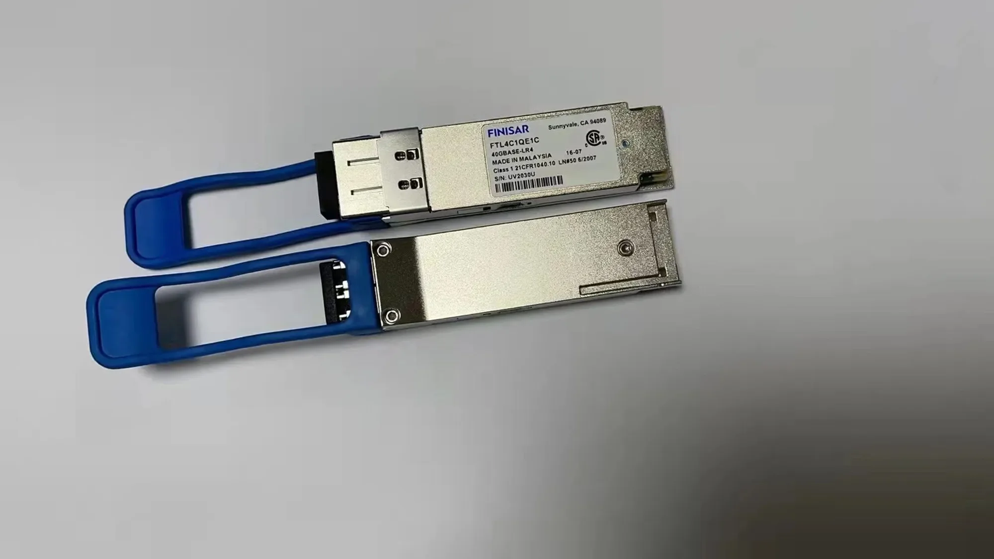 

1PCS FINISAR 40g qsfp LC 10KM Transceiver FTL4C1QE1L FTL4C1QE1C FTL4C1QE2L-G3 10KM QSFP+ LR4 40GBASE-LR4 LC 10KM 40G QSFP Module