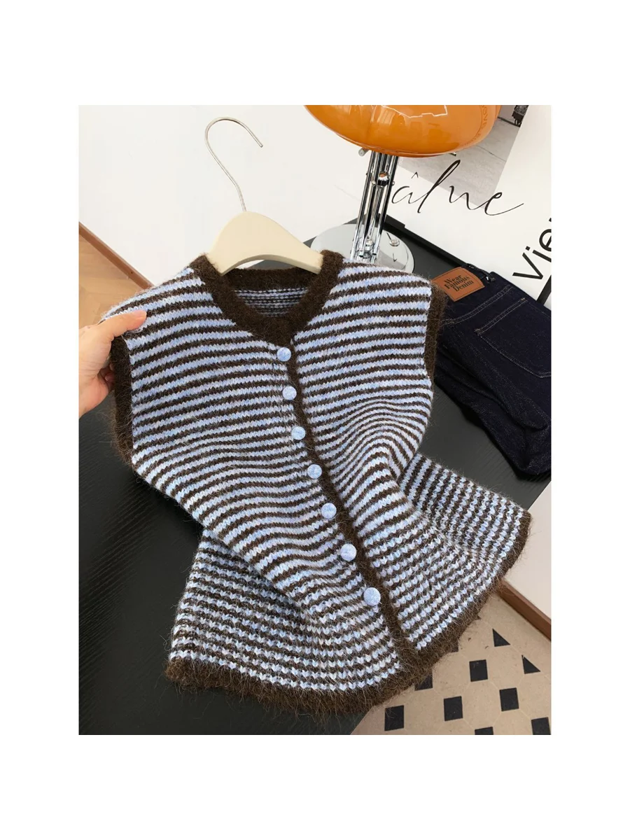 High-End Stripe Knitted Vest Cardigan Women's Autumn Winter Vintage Simple Layering Sleeveless Top Color Block CleanFit Style