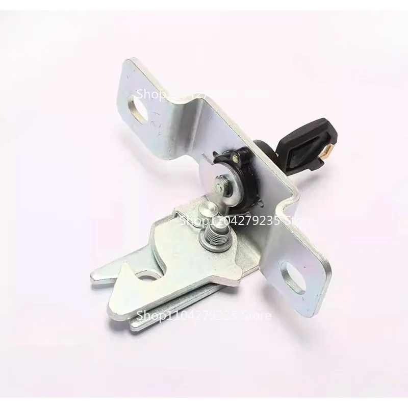 

Подходит для аксессуаров для экскаваторов Carter 305.5 305 306 307308E2, задняя крышка, капот двигателя, боковой дверной замок