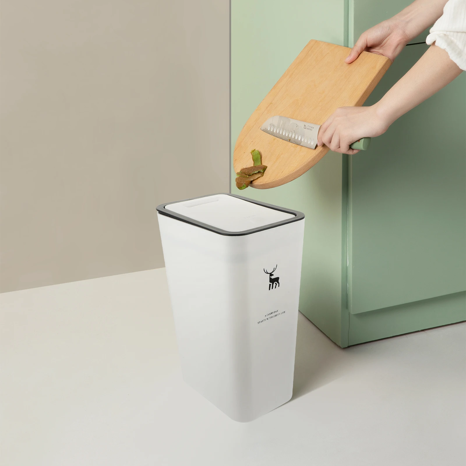

1pc Push Trash Can 10L White Deer 22x15.5x33cm Slim Kitchen Bathroom Bin Lid Odor Prevention Safe Reusable Narrow Space Garbage