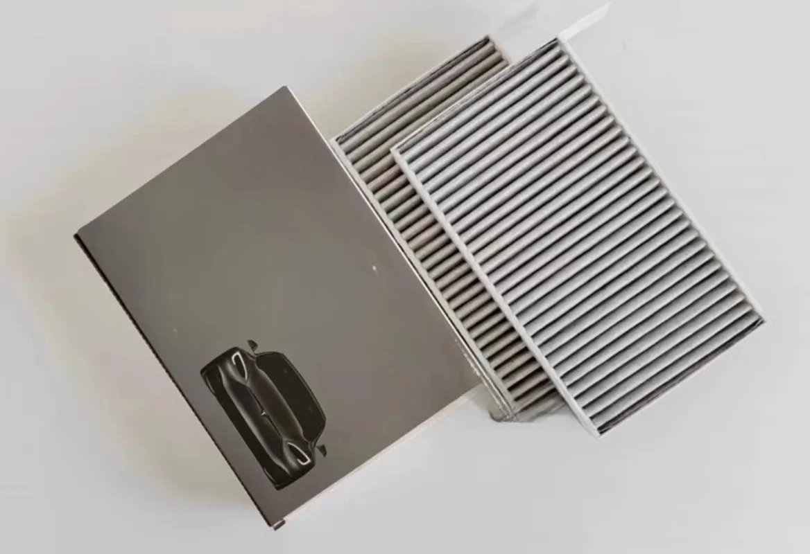 

Воздушный фильтр с активированным углем для Tesla Model Y и Model 3.