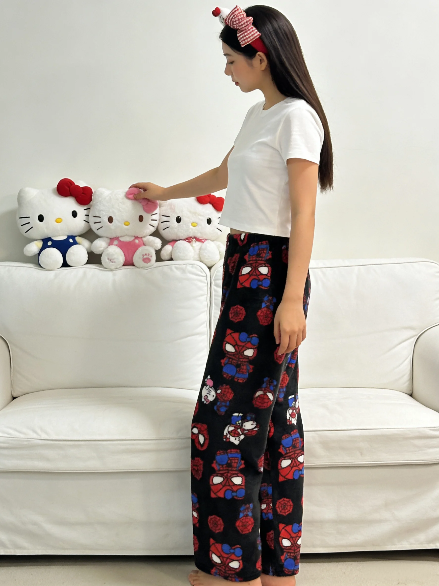 Hello Kitty Flannel Sleep Pants, Black Thickened Warm Fleece Pants, Casual Stroll Pants for Couples, Perfect for Party Outfits!