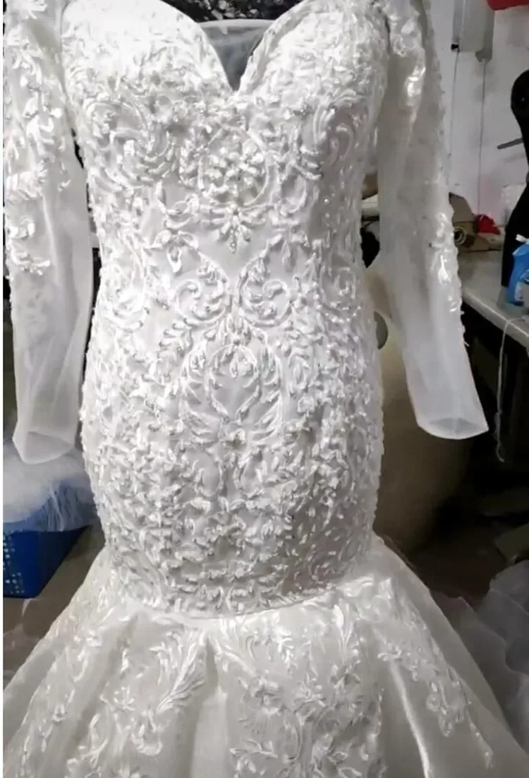 Customized  Square Neck Beads Applique Wedding Dress Chapel Train Vestidos De Novia Long Sleeves Mermaid African Bridal Gown