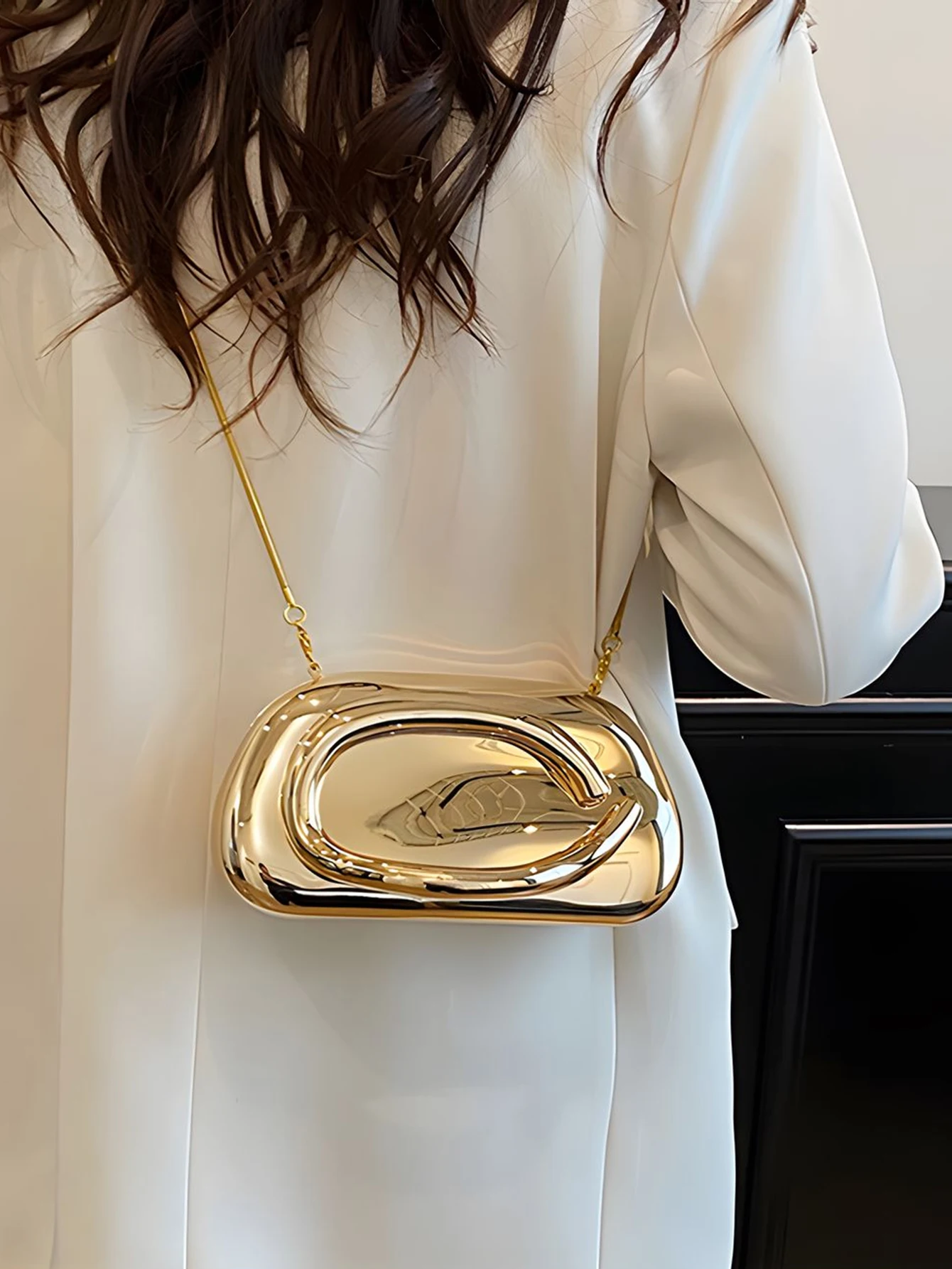 Thumbnail 2 - #44 Evening Party Bags Comparison Guide