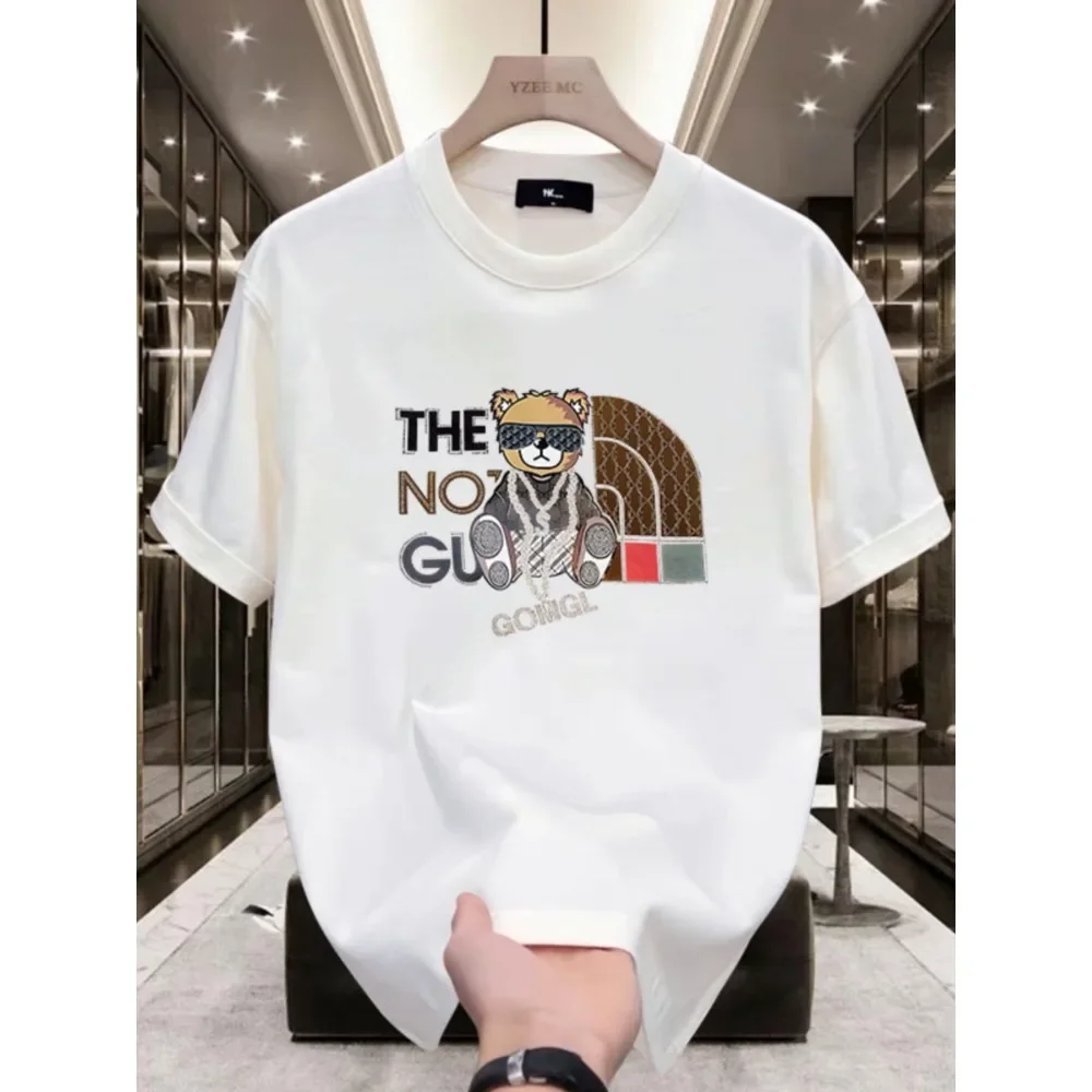 

A brand-new high-end pure cotton men's Euro-size casual and versatile round-neck short-sleeved T-shirt for the summer of 2025, a
