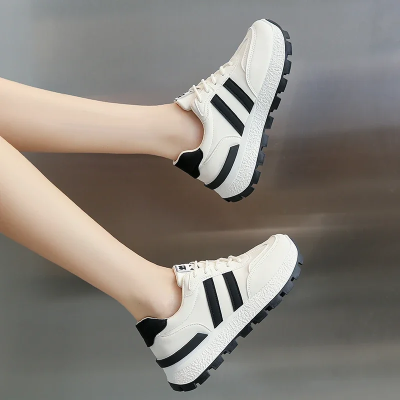 

Hot Selling Sneakers Shoes Women 2025 Autumn New Vintage Versatile Casual Lightweight Thick Sole Dad's Shoes Platform Shoes