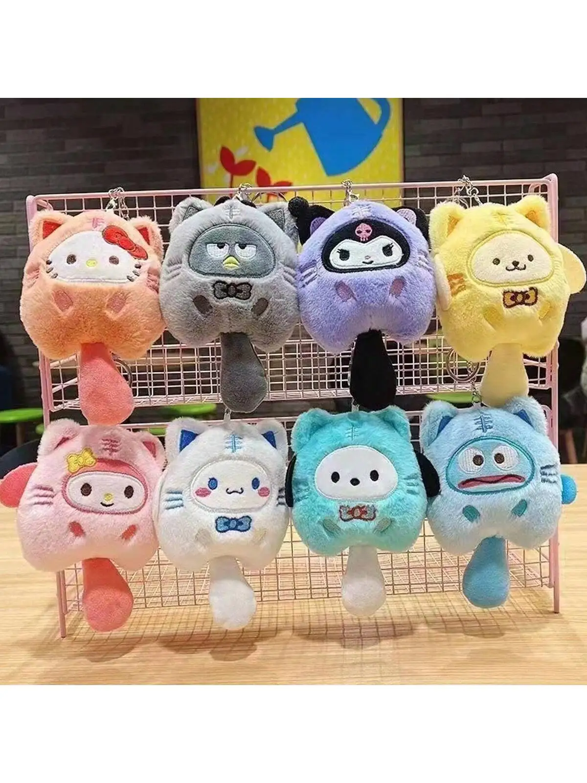 

Подвеска-кукла с мультяшной плюшевой куклы Hello Kitty, аксессуар для милой сумки Sanrio, аксессуар в стиле аниме, Рождество, Хэллоуин, Пасха, подарок на День святого Валентина можно подарить друзьям в кулон.