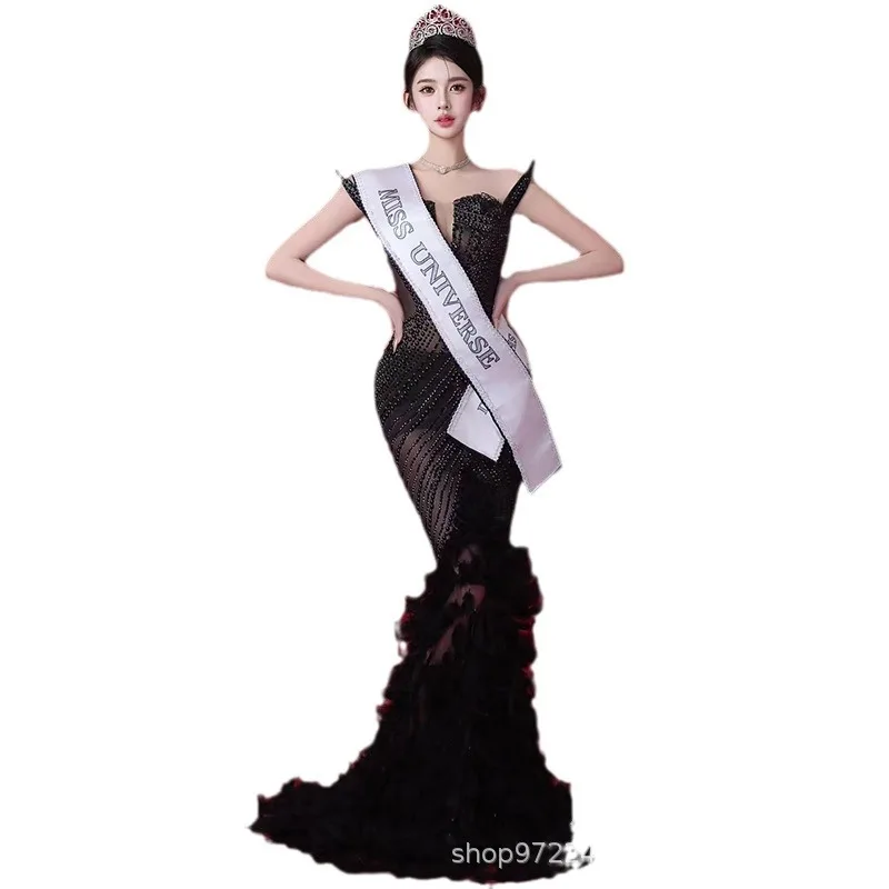

2025High-end Celebrity Luxury Bright Diamond Birthday Party Studio Photo Red Carpet Catwalk Fishtail Skirt Miss Universe Chooses