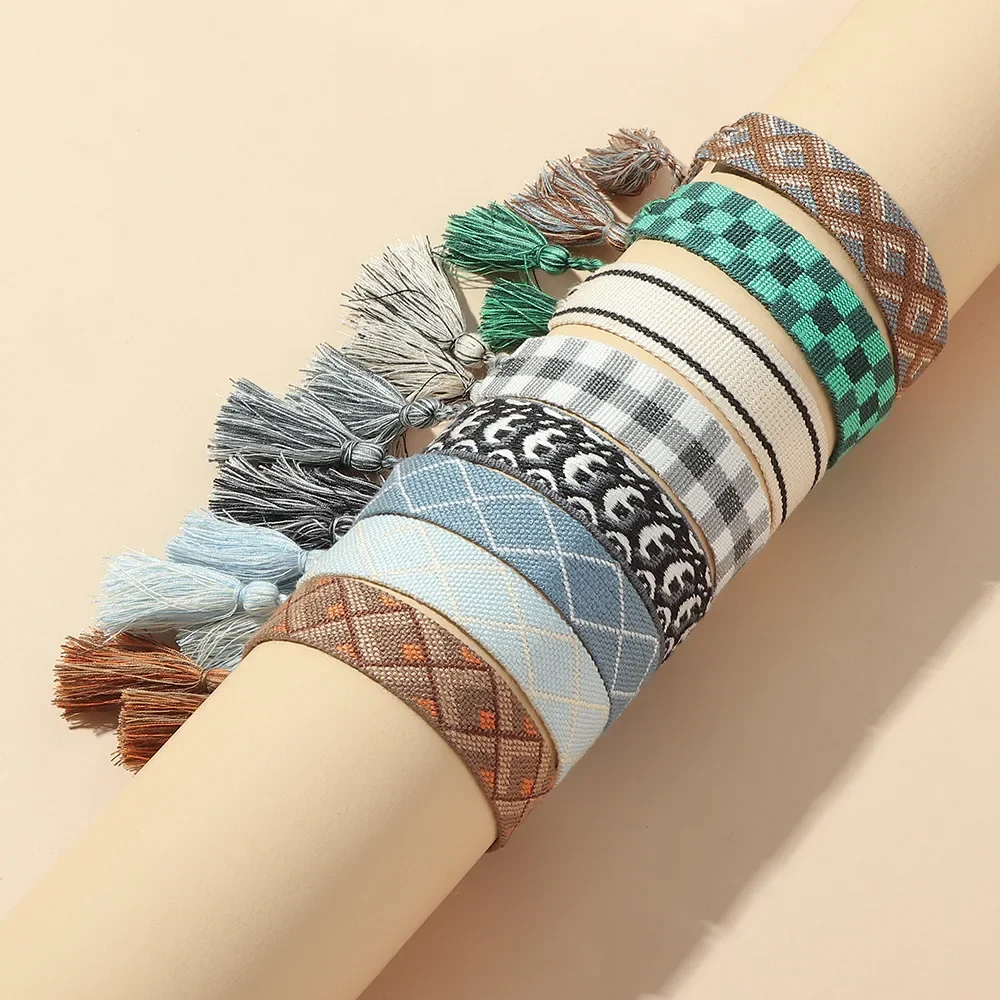 Bohemia Embroidery Pattern Woven Tassel Bracelet For Women Handmade Adjustable Rope Braided Bracelet Retro Fashion Jewelry Gift