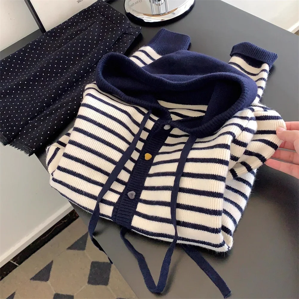 

Striped Contrasting Color Button Hooded Knitted Cardigan Women's Autumn and Winter Wear Casual Fashion Loose Sweater Jacket