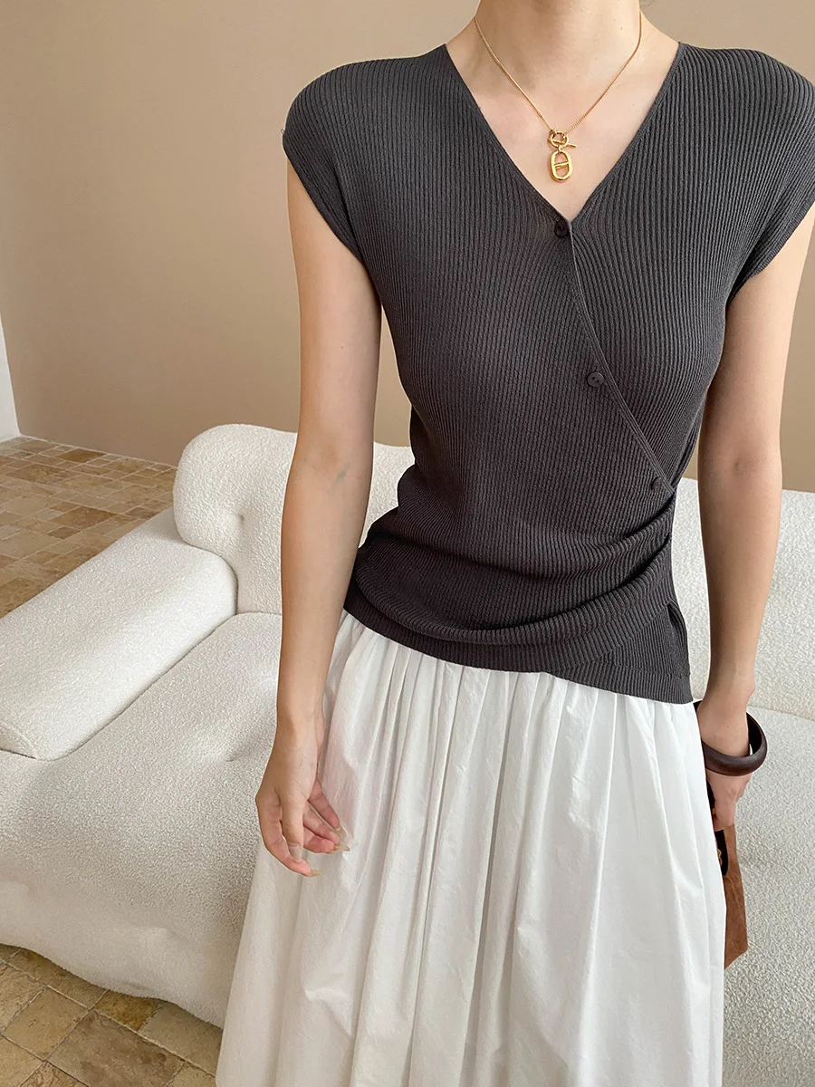 

Summer women's casual solid color V-neck short sleeved slim knit T-shirt