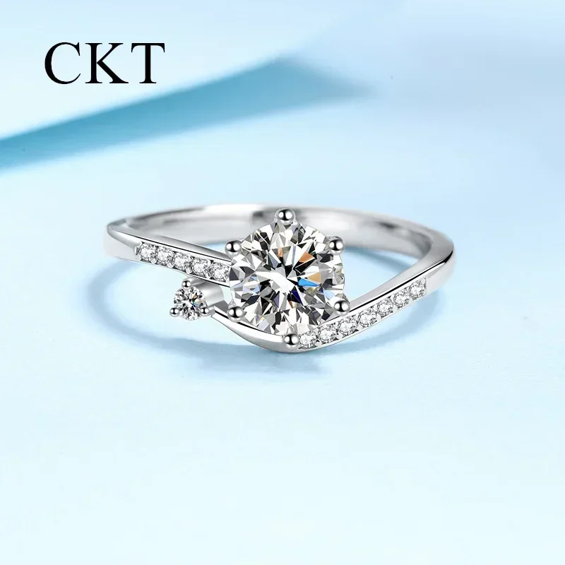 18K White Gold Six Claw Ring for Women Set 0.5-1 Carat Moissanite Ring Pt950 Platinum Wedding Sparkling Diamond Fine Jewelry