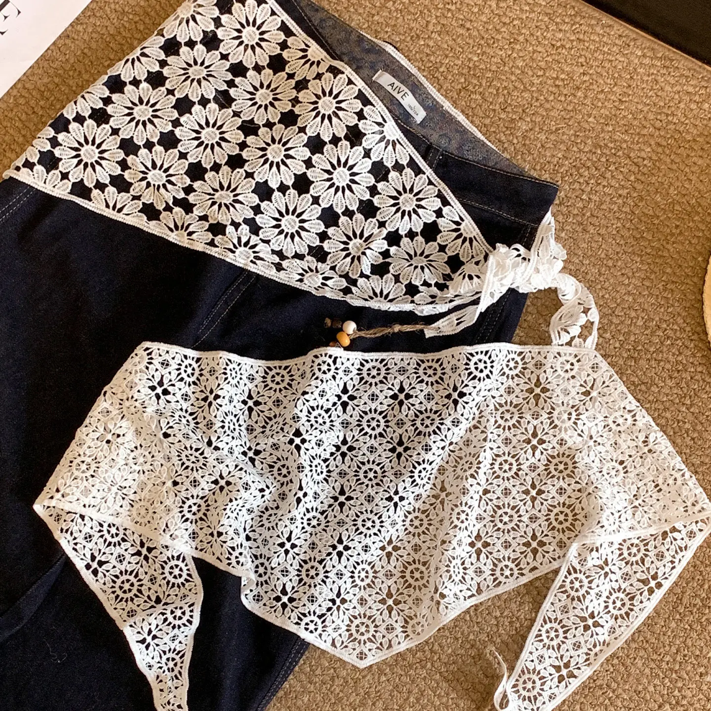 Korean Women's Lace Floral Triangular Scarf - close-up view