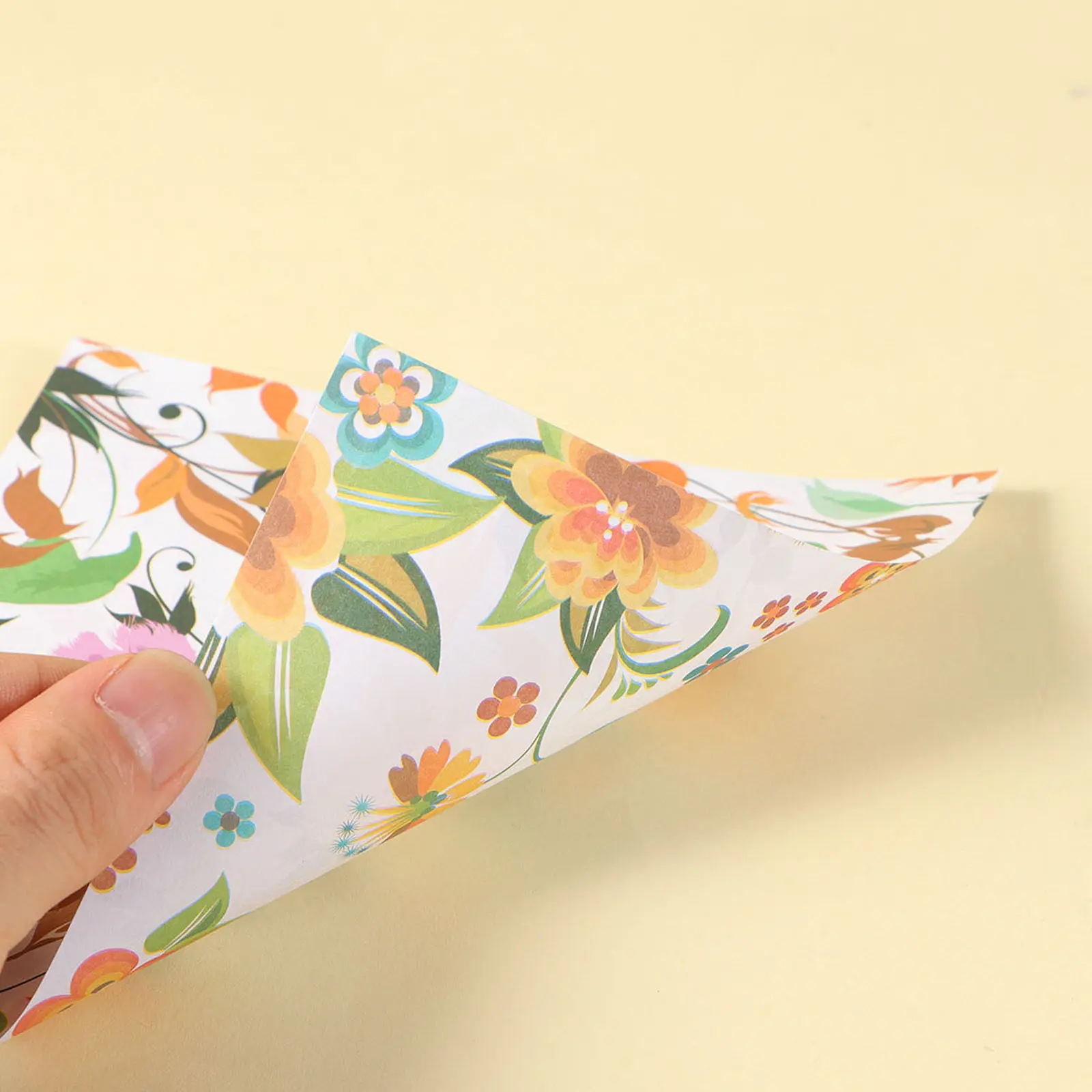 

3 Sets Exquisite Diy Craft Paper Square Crafts Folding Kids Exquisite Paper Portable Decorative DIY Craft