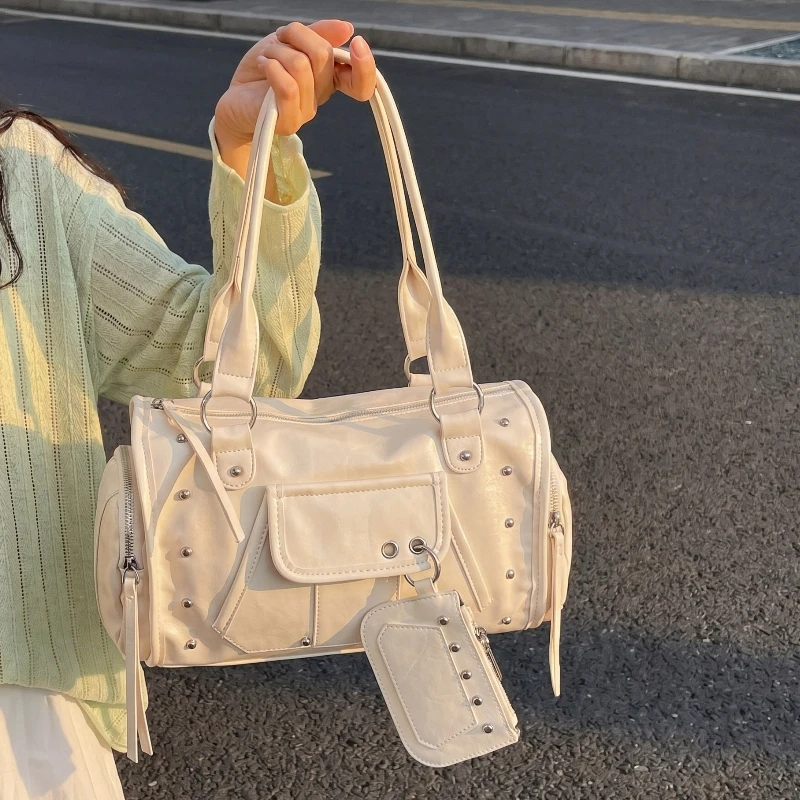 

Fashionable Rivet Soft Pu Leather Shoulder Bag Hot Girl Large Capacity Motorcycle Bag Multiple Pocket Design Shopping Tote Bag