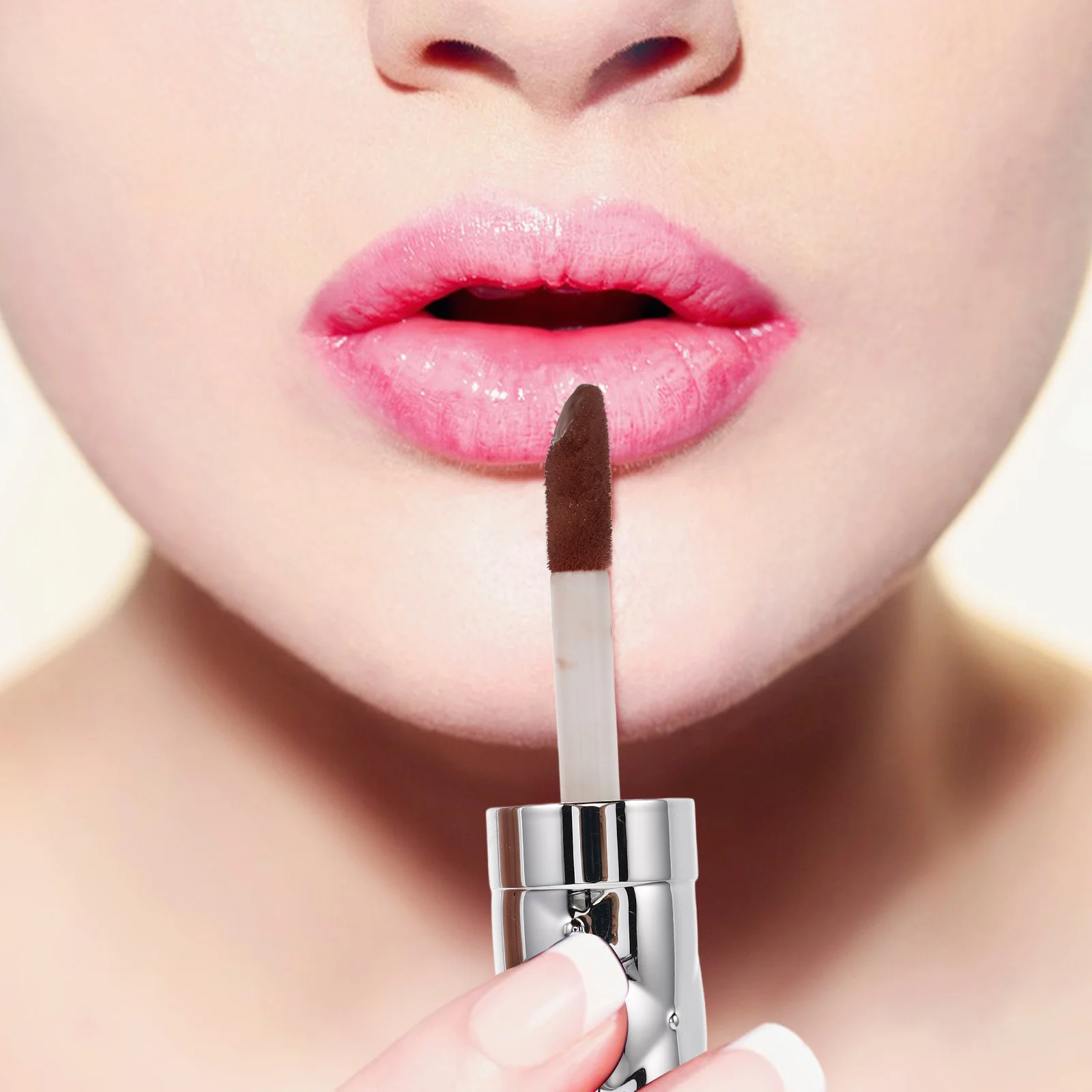 保湿リップグロス 長持ちする色付きリップバーム プランパー マットな質感 簡単に塗れる口紅 女性 ティーン ガールズ向け