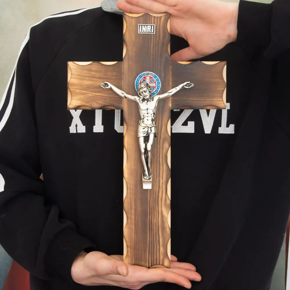 Vintage Holzfigur von Jesus am Kreuz mit Ständer für christliche Heimdekoration, katholisches Kruzifix, religiöses Geschenk, Kirchenaltar-Ornament – Detail 9