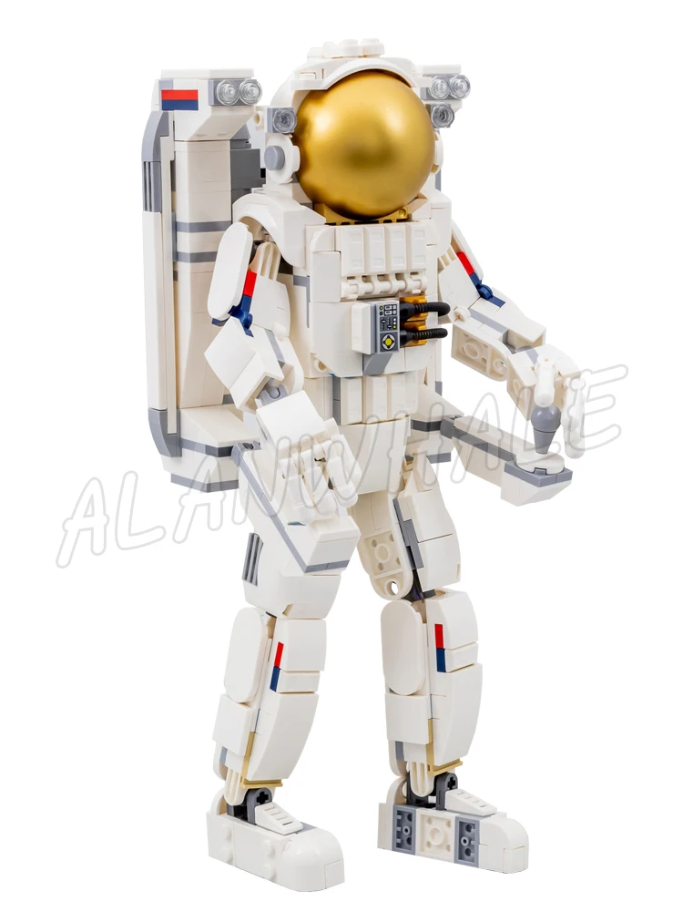 647pcs Creator 3in1 Space Astronaut Detachable Jet Propulsion Backpadog Viper 68003 Building Block Toy Compatible with Model