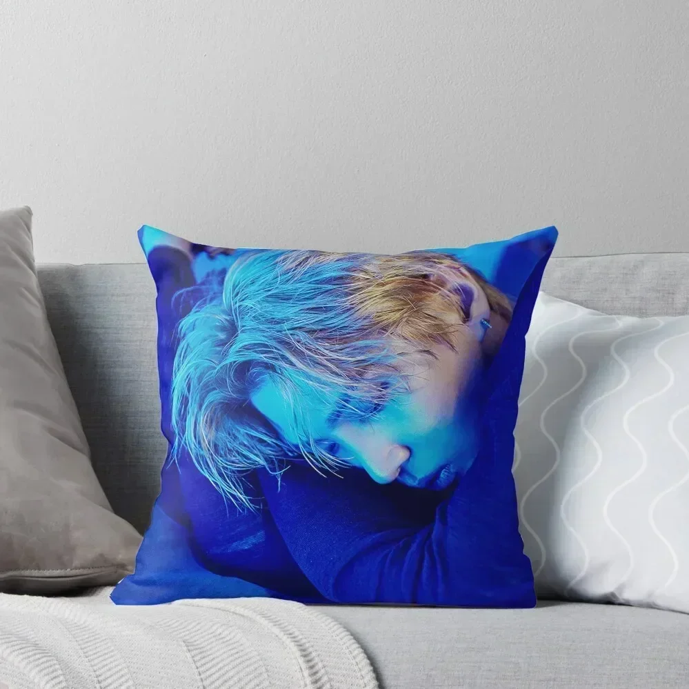 

vixx Leo chained up Throw Pillow Cushions Home Decor Cushion Cover Luxury Custom Cushion Sofa Cushions Covers pillow