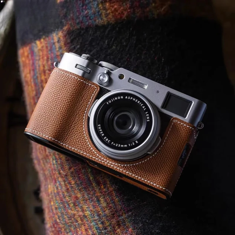 

Camera case, camera bag, leather case.