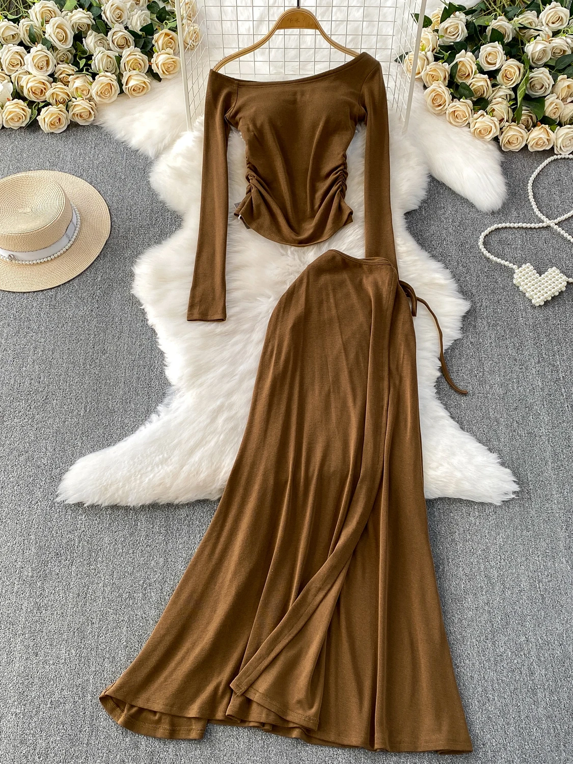 

Sexy High Waist Fi Tail Long Skirt Set with T-irt Chest Pad Cardie Waist Pleat Slim ort Top for Young Women