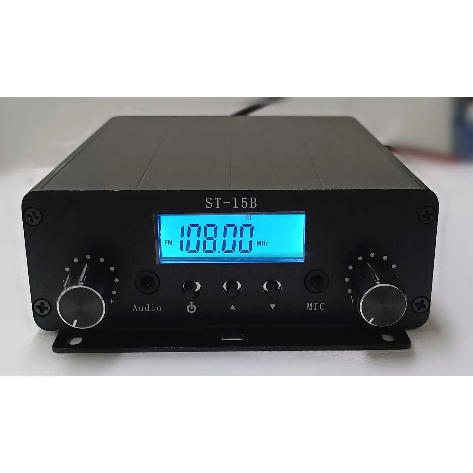 wishcolor-st-15b-v3-76mhz-108mhz-15w-stereo-amplifier-fm-broadcast-transmitter-audio-mic-input-bnc-interface