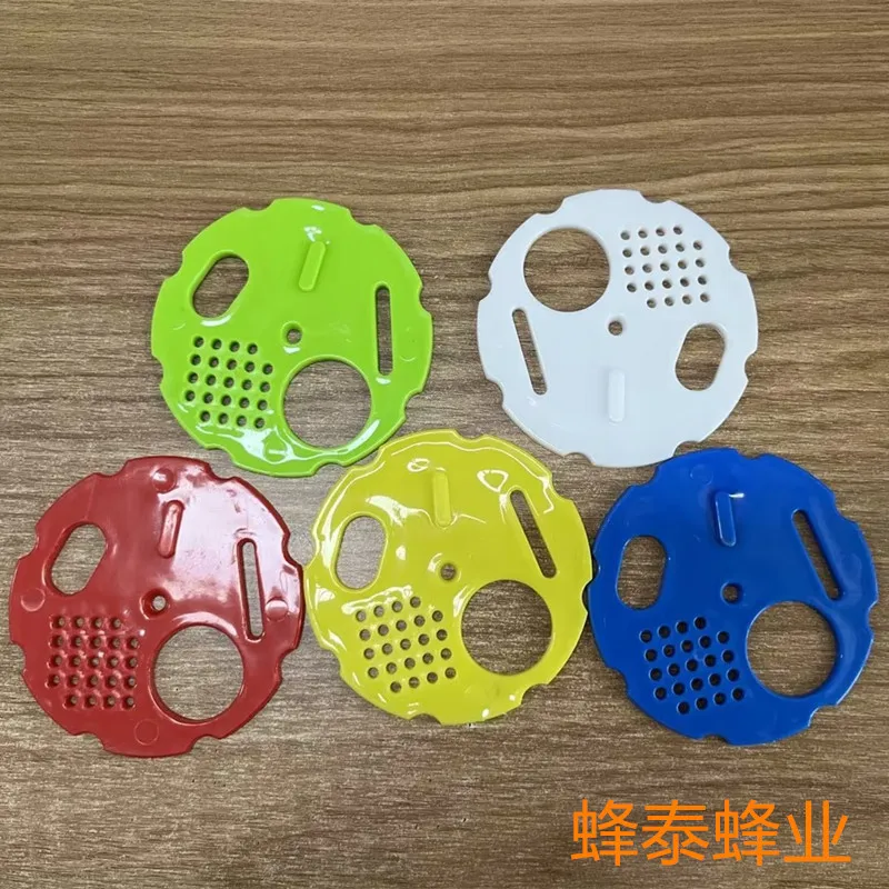 30PCS  Plastic honeycomb door beehive anti bee separation king white toothed rotating multi-functional circular tool