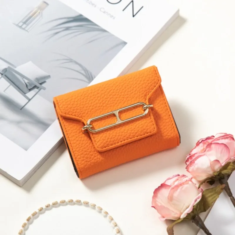 

Women's High-Capacity Wallet, Light Luxury Brand with Versatile Functions, Easy to Carry and Durable