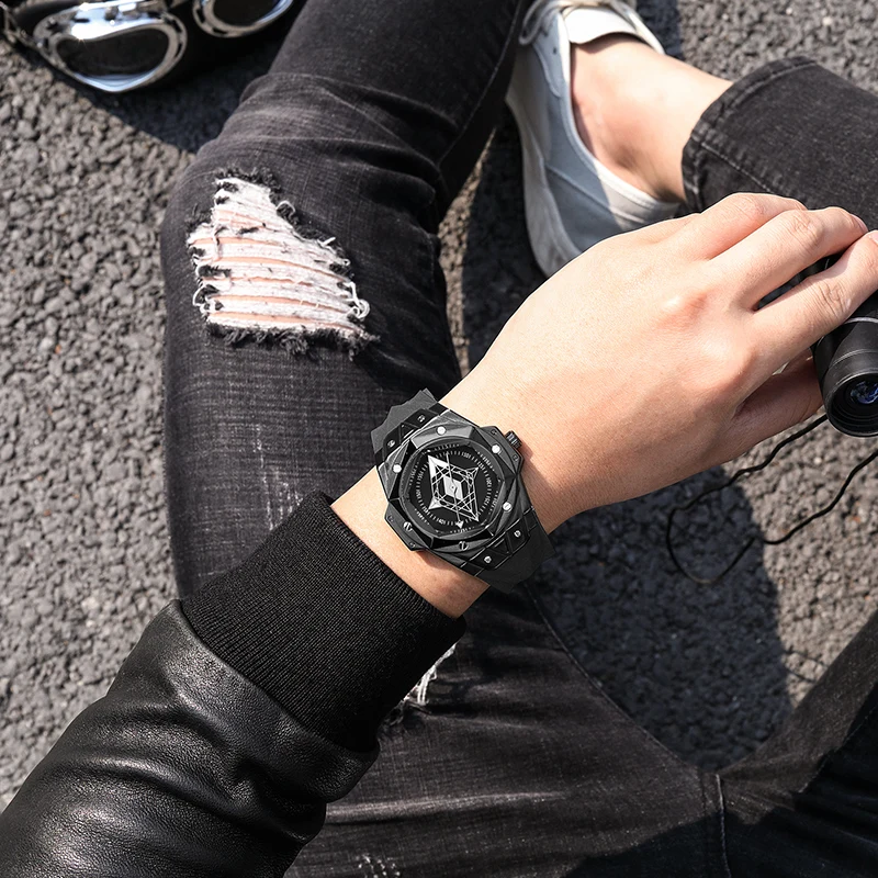 High End Luxury Trend Men’s Quartz Wristwatch Male Automatic Watch for Man Mechanical Watches Luminous Transparent Colorful